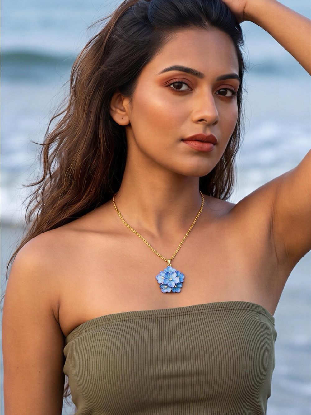 Gold 18k plated Chain Necklace with Blue real Hortencia’s Flower Pendant
